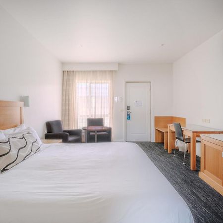 The Wyndhamere Motel Shepparton Bagian luar foto