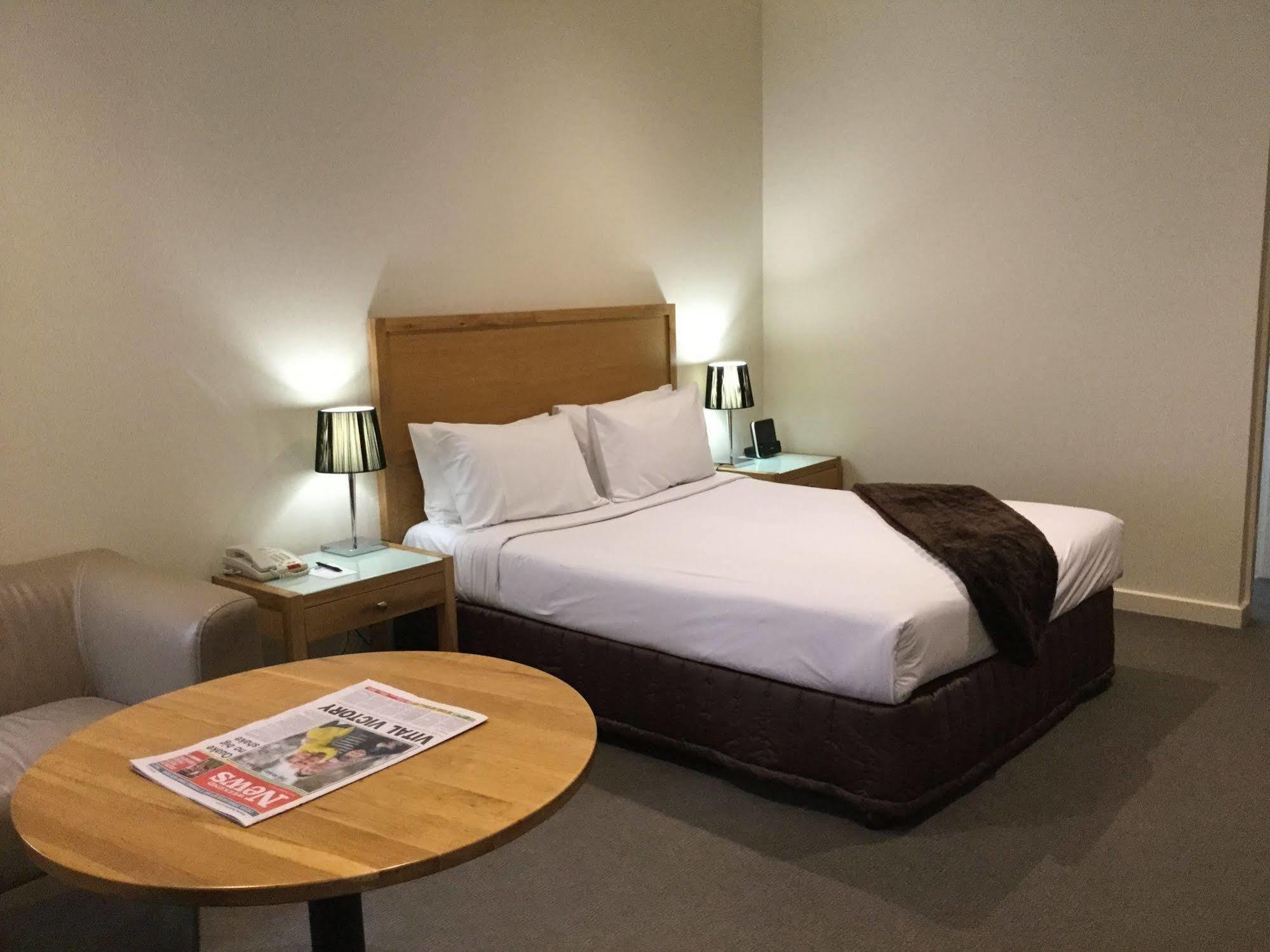 The Wyndhamere Motel Shepparton Bagian luar foto