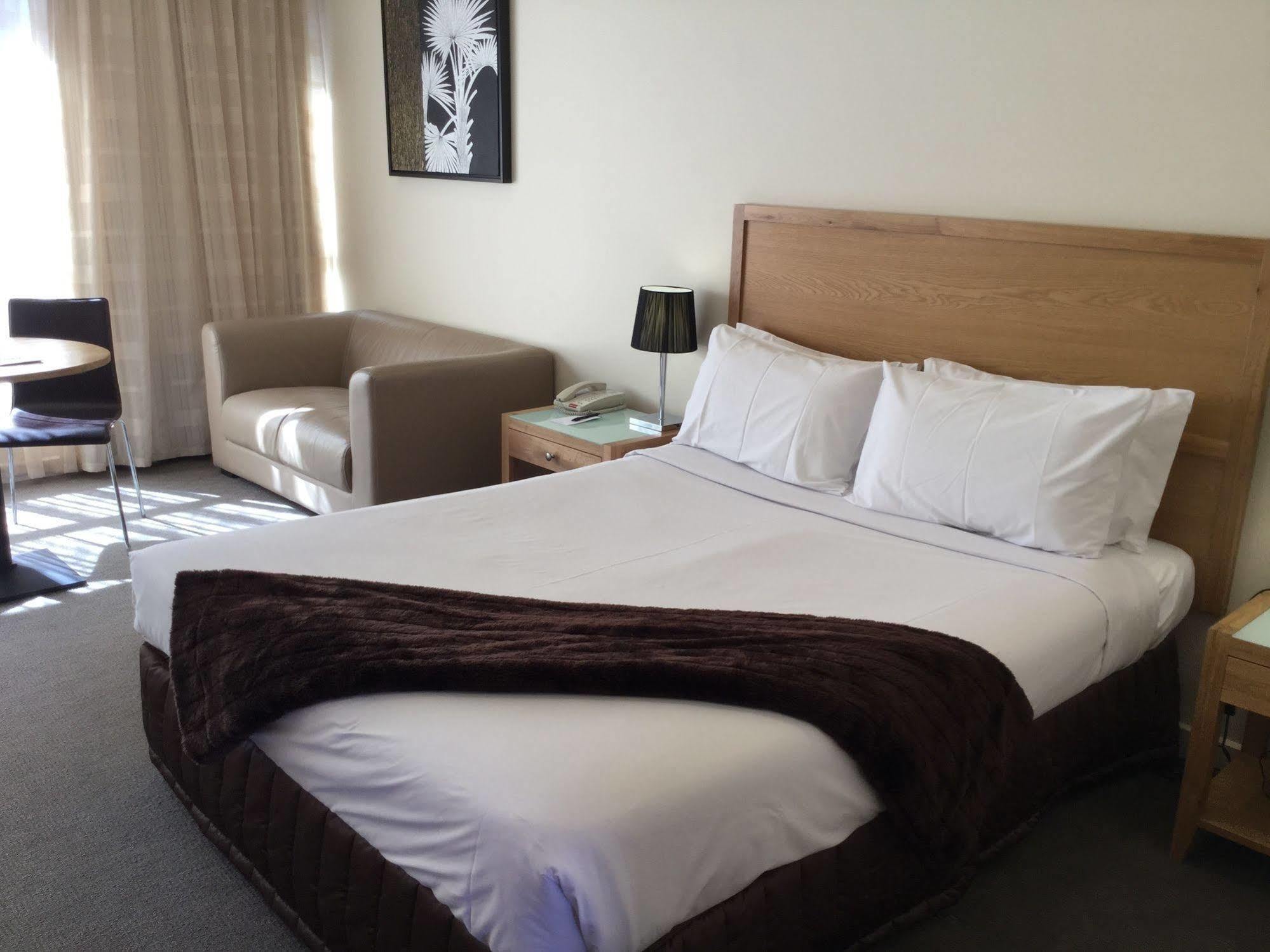 The Wyndhamere Motel Shepparton Bagian luar foto