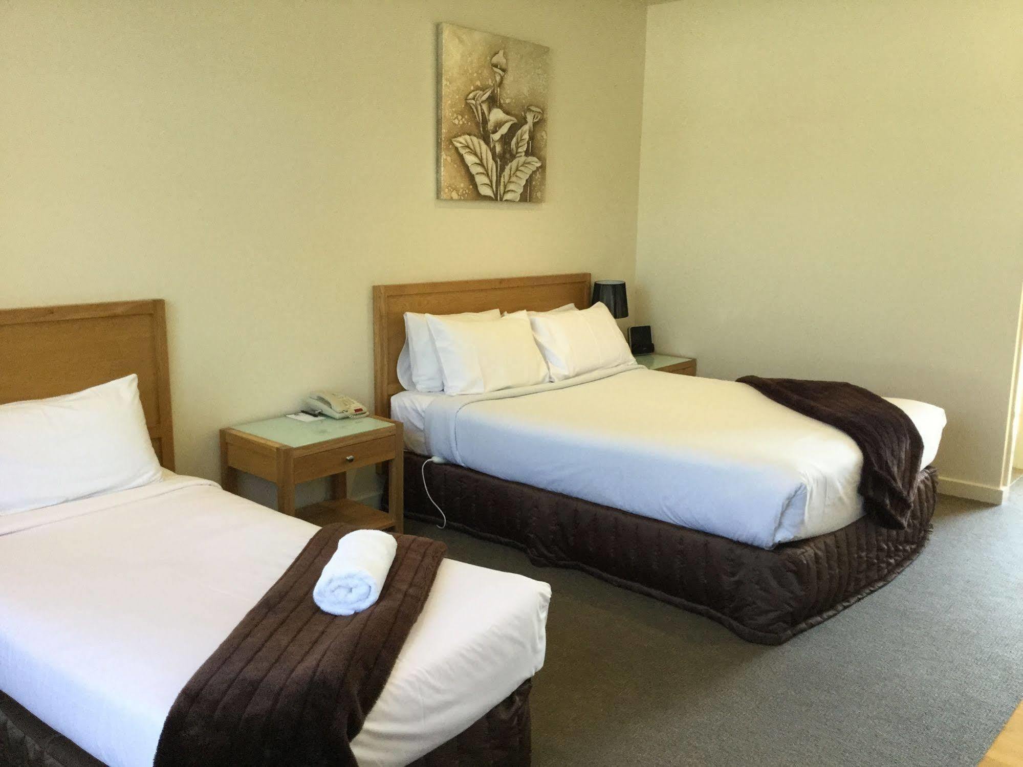 The Wyndhamere Motel Shepparton Bagian luar foto