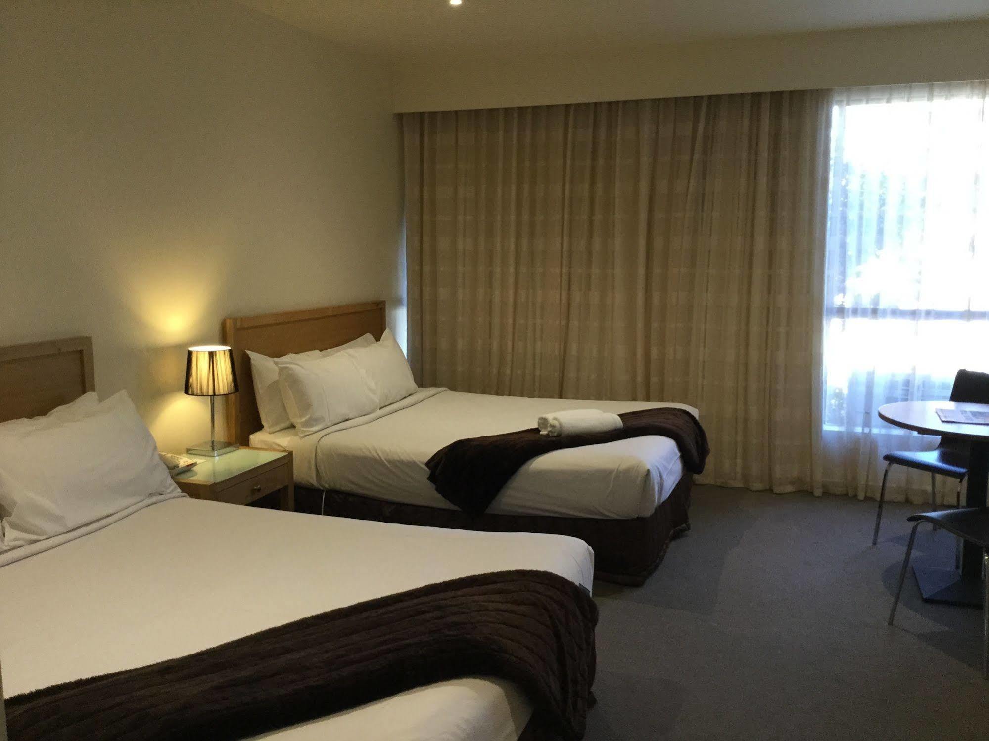 The Wyndhamere Motel Shepparton Bagian luar foto