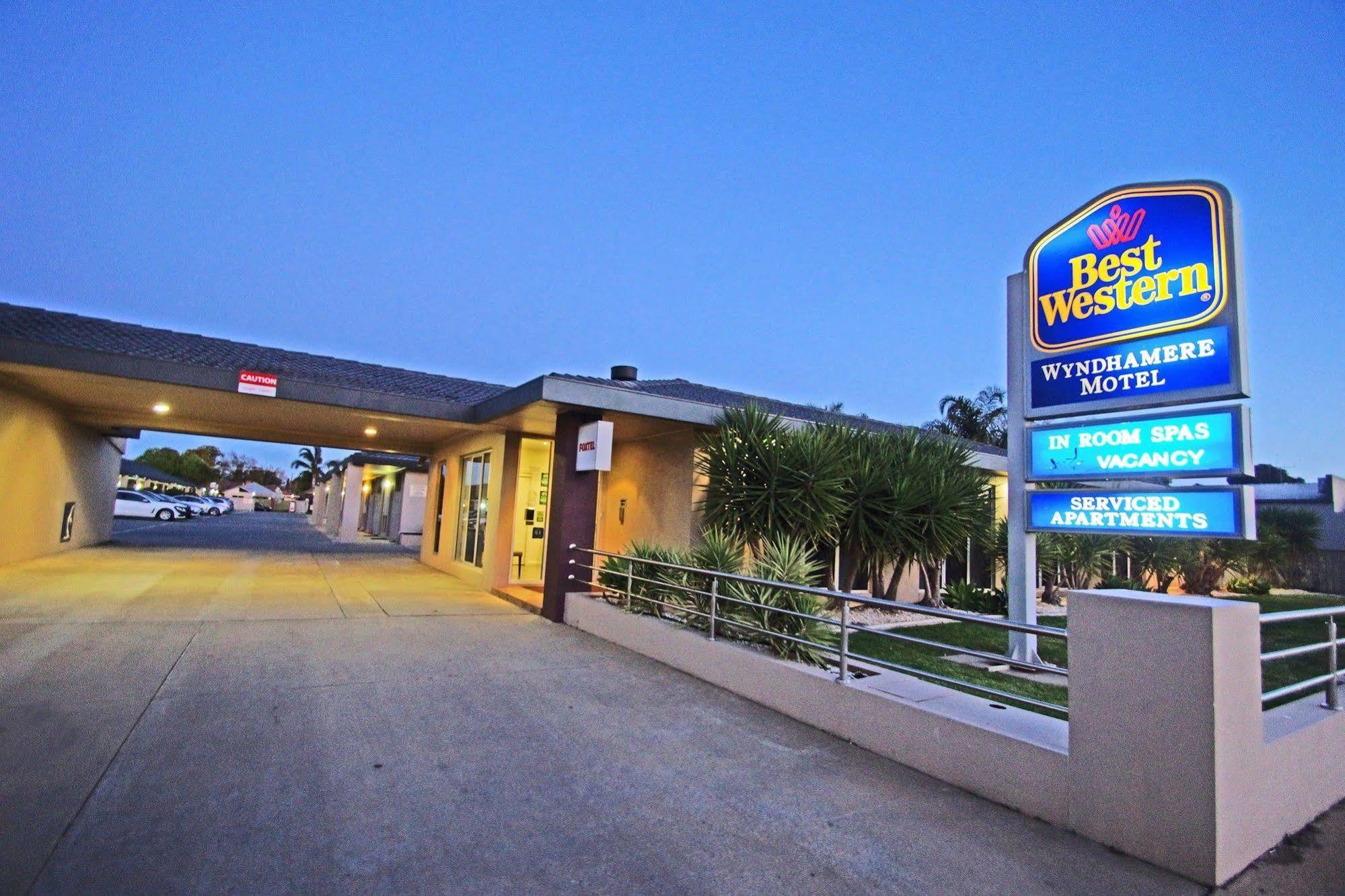 The Wyndhamere Motel Shepparton Bagian luar foto