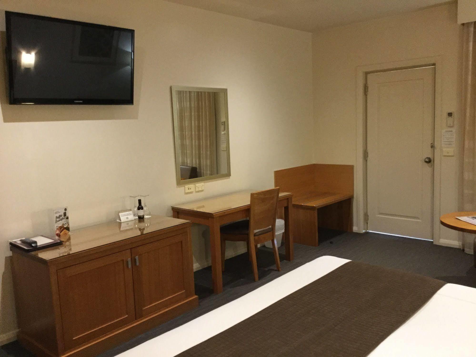 The Wyndhamere Motel Shepparton Bagian luar foto